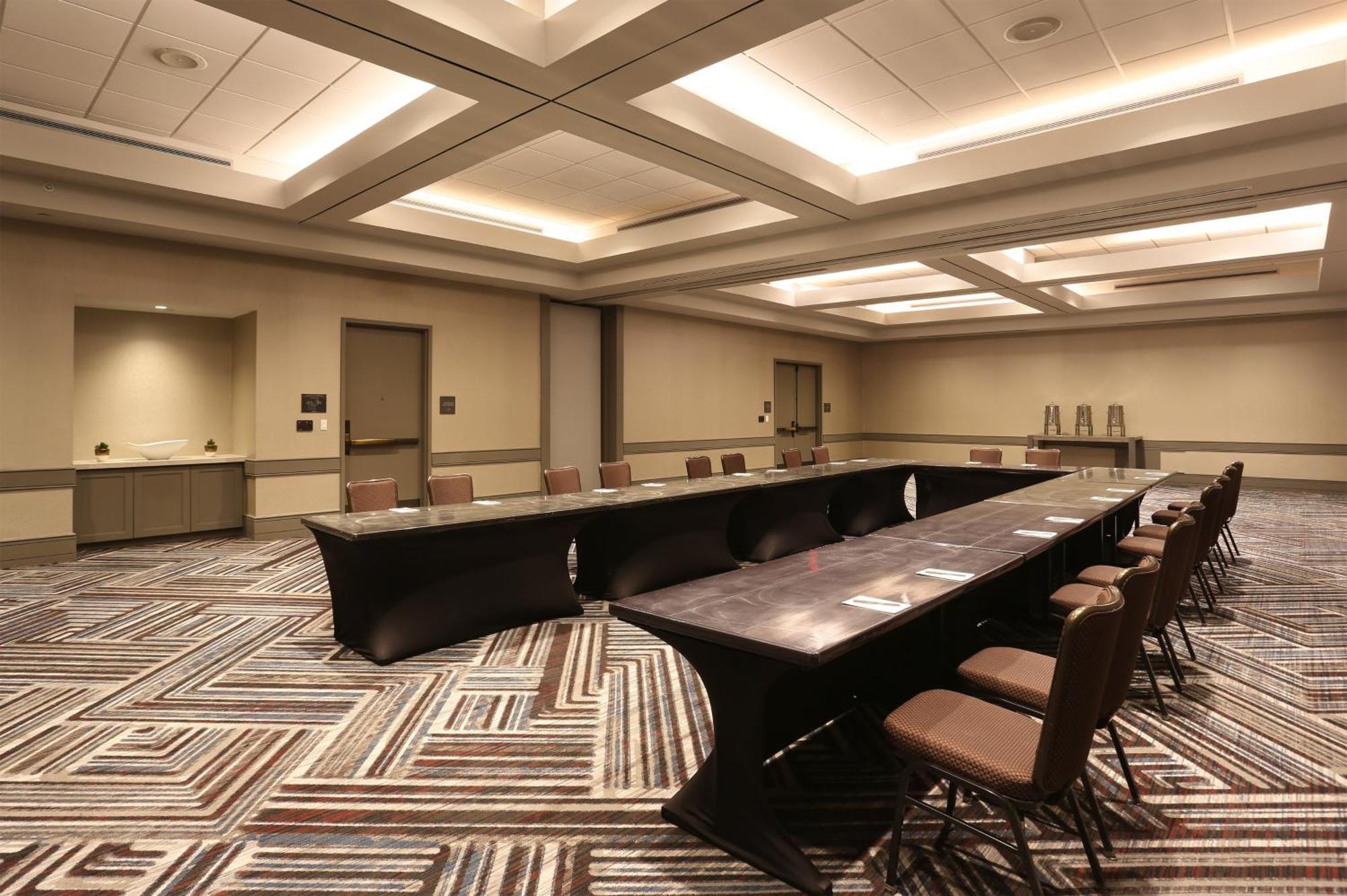 Hotel Crowne Plaza Atlanta Perimeter At Ravinia By Ihg Dunwoody Exterior foto